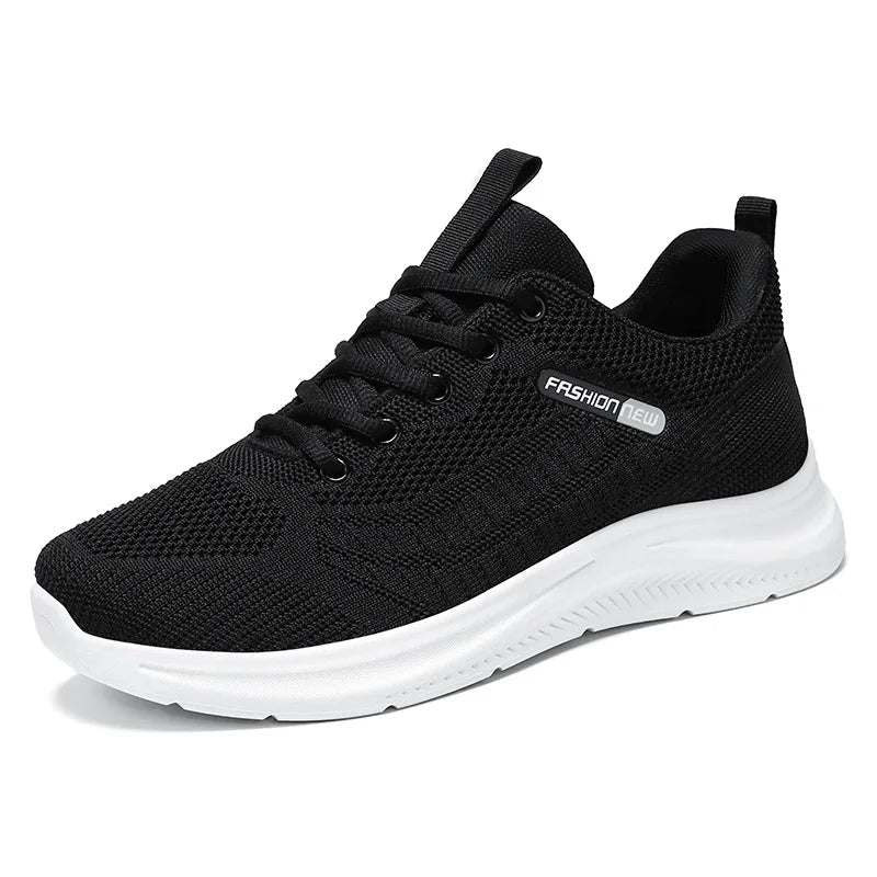New men's sports shoes for walking